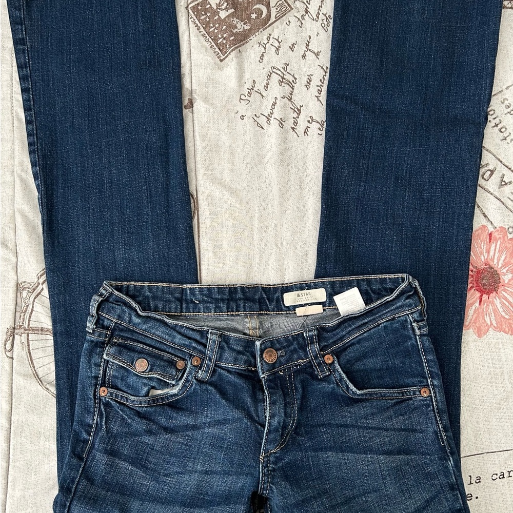 Dark Wash Low Rise Bootcut Jeans With Buttoned Pockets and Raw Hem Y2K 2000s